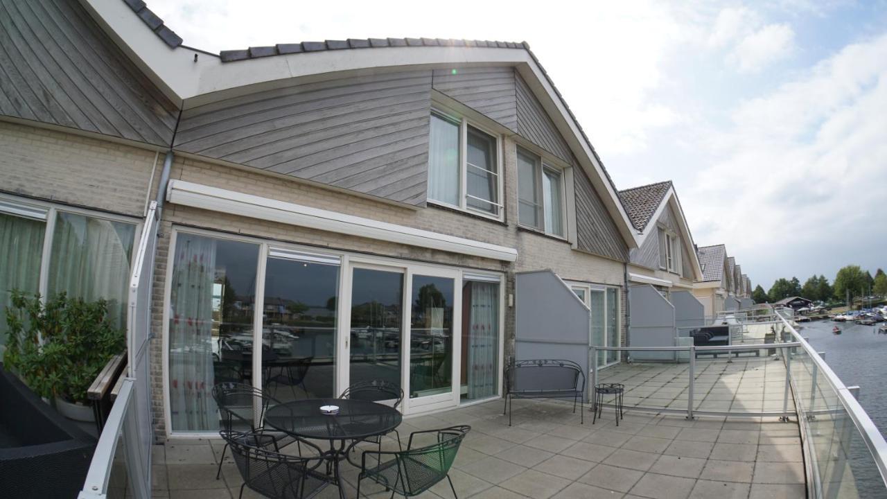 Villa Schiphuis Giethoorn/Wanneperveen Exterior foto